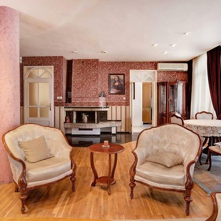 Aristocratic, Elegant, Designer Top Central Apartment Sofia Exteriör bild