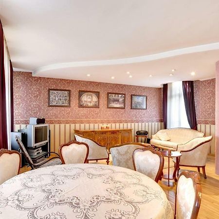 Aristocratic, Elegant, Designer Top Central Apartment Sofia Exteriör bild
