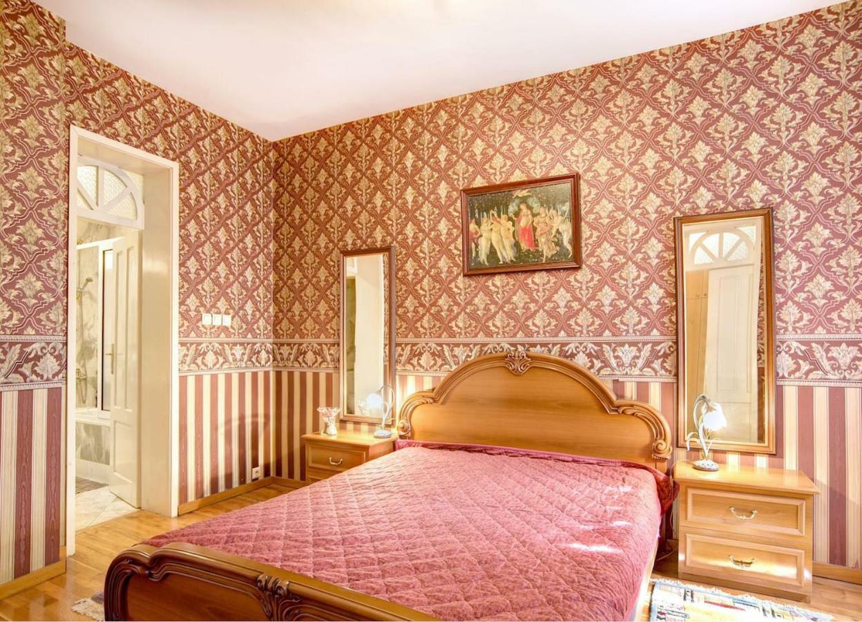 Aristocratic, Elegant, Designer Top Central Apartment Sofia Exteriör bild